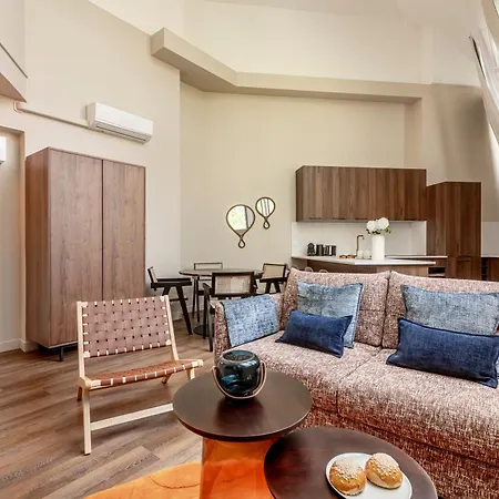 Sweett - Villiers Parigi